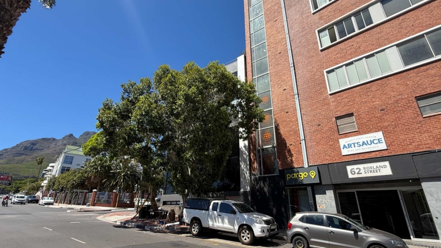 To Let commercial Property for Rent in Gardens Western Cape